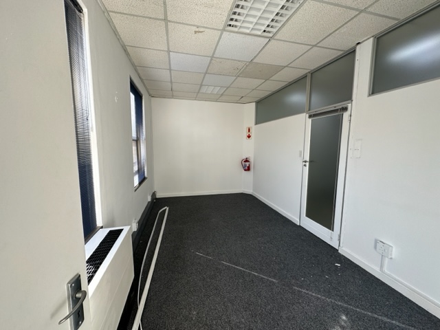 To Let commercial Property for Rent in Rondebosch Western Cape